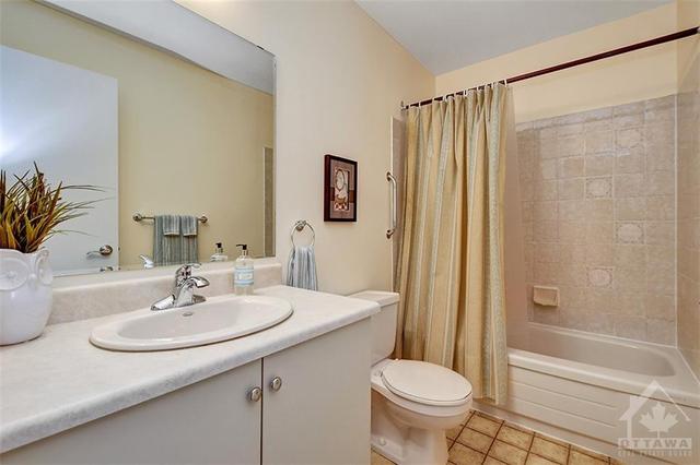 1928 Colorado Lane, Townhouse with 3 bedrooms, 2 bathrooms and 1 parking in Ottawa ON | Image 19