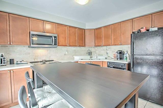 4043 Gunby Cres, House attached with 3 bedrooms, 3 bathrooms and 2 parking in Burlington ON | Image 2