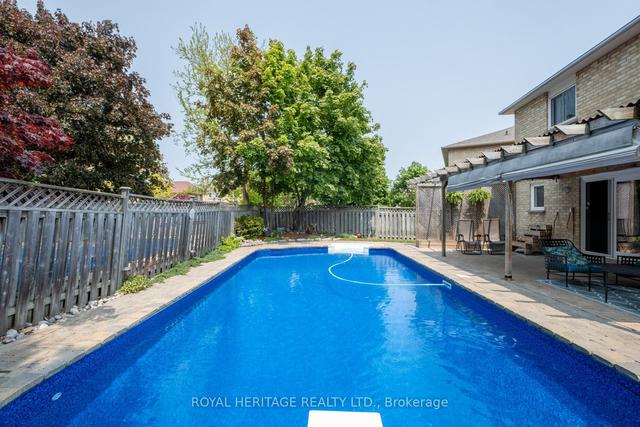 1512 Boyne Crt, House detached with 4 bedrooms, 3 bathrooms and 4 parking in Pickering ON | Image 29