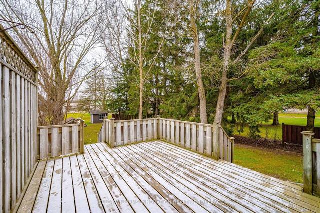 52 Main St E, House attached with 3 bedrooms, 2 bathrooms and 8 parking in Mapleton ON | Image 24