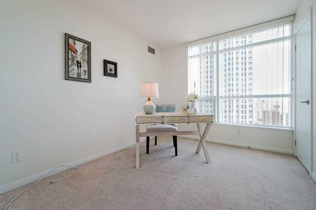 1804 - 215 Fort York Blvd, Townhouse with 2 bedrooms, 2 bathrooms and 1 parking in Toronto ON | Image 19