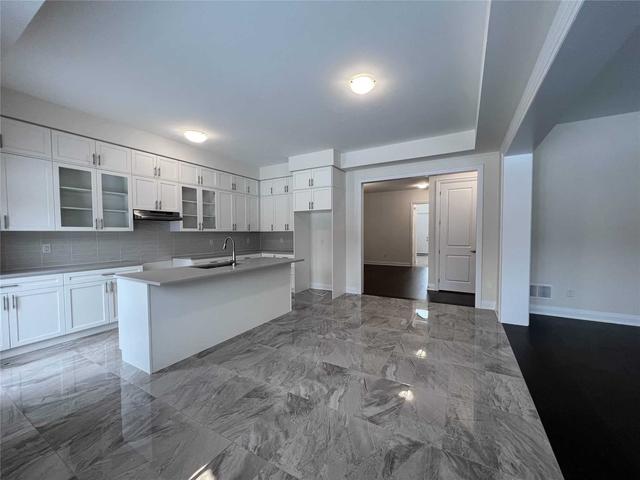 2415 Saw Whet Blvd, House detached with 4 bedrooms, 5 bathrooms and 4 parking in Oakville ON | Image 23