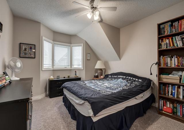 186 Cedarwood Lane Sw, Home with 3 bedrooms, 2 bathrooms and 2 parking in Calgary AB | Image 25