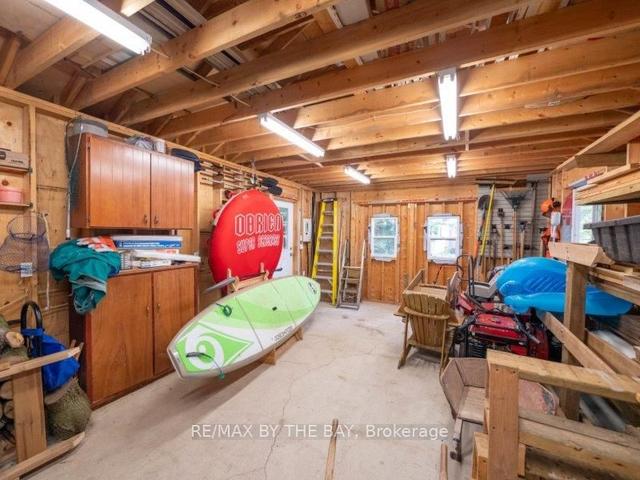 15574 Georgian Bay Shore, House detached with 4 bedrooms, 2 bathrooms and 0 parking in Georgian Bay ON | Image 25