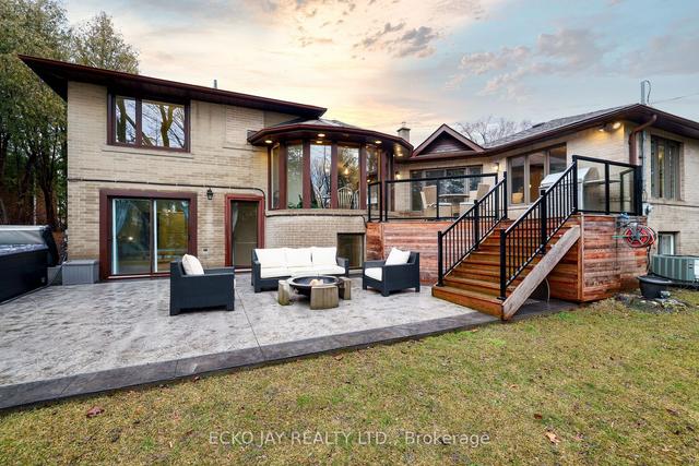 15 Tanburn Pl, House detached with 4 bedrooms, 5 bathrooms and 6 parking in Toronto ON | Image 14