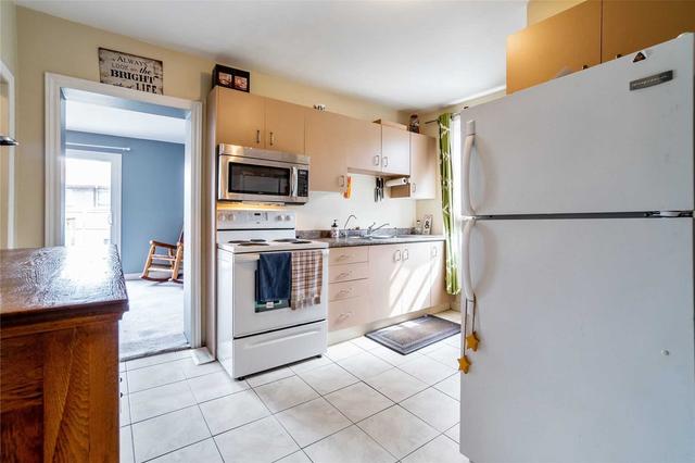 78 Currie St, House detached with 2 bedrooms, 1 bathrooms and 2 parking in St. Catharines ON | Image 9