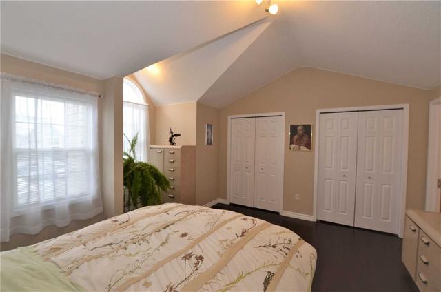 20 Clythe Creek Dr, House detached with 3 bedrooms, 2 bathrooms and 3 parking in Guelph ON | Image 13