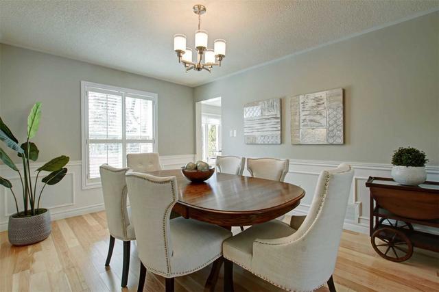 2046 Pelee Blvd, House detached with 4 bedrooms, 3 bathrooms and 4 parking in Oakville ON | Image 2