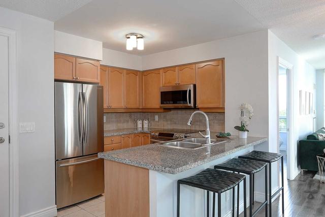 613 - 15 Greenview Ave, Condo with 2 bedrooms, 2 bathrooms and 1 parking in Toronto ON | Image 30
