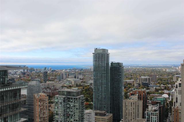 lph4902 - 42 Charles St E, Condo with 2 bedrooms, 3 bathrooms and 1 parking in Toronto ON | Image 17