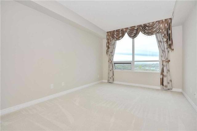 1105 - 100 Promenade Circ, Condo with 2 bedrooms, 2 bathrooms and 1 parking in Vaughan ON | Image 6