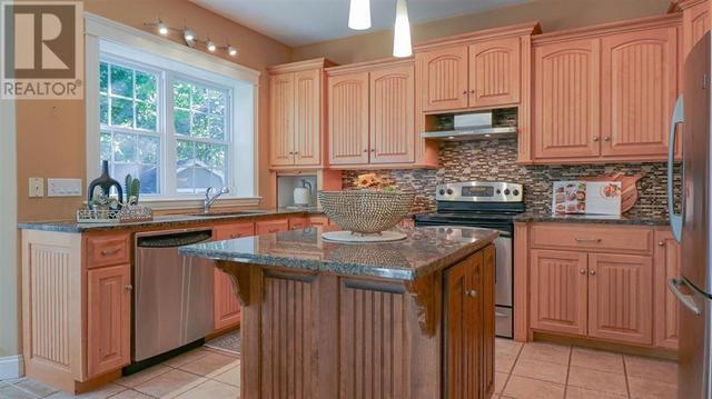 42 Prince Charles Drive, House detached with 5 bedrooms, 4 bathrooms and null parking in Charlottetown PE | Image 14