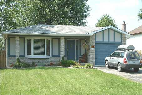 839 Hemlock Dr, House detached with 3 bedrooms, 2 bathrooms and 4 parking in Milton ON | Image 1