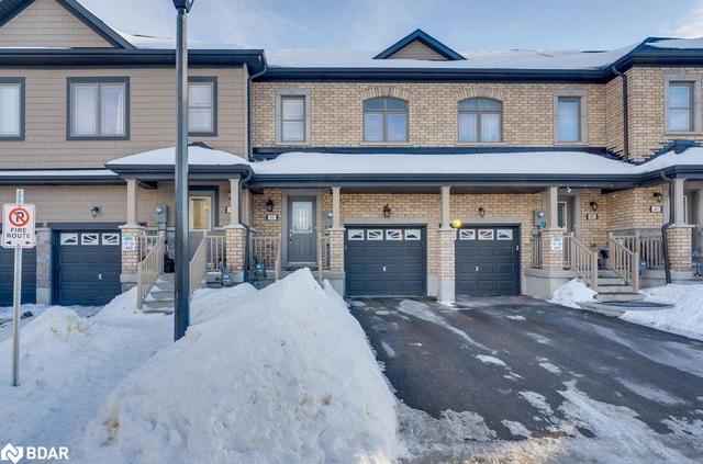 45 Deneb Street, House attached with 3 bedrooms, 2 bathrooms and 2 parking in Barrie ON | Image 6