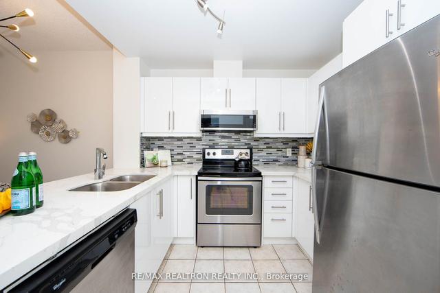 210 - 28 Byng Ave, Condo with 2 bedrooms, 1 bathrooms and 1 parking in Toronto ON | Image 18
