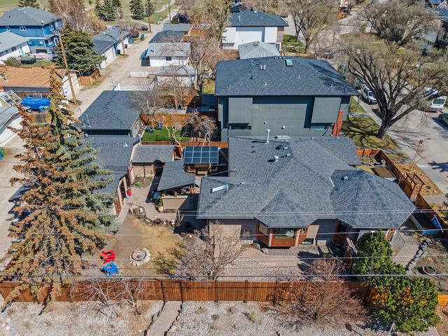 2924 4 Avenue Nw, House detached with 5 bedrooms, 3 bathrooms and 4 parking in Calgary AB | Image 5