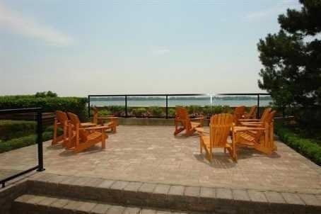 2204 - 65 Harbour Sq, Condo with 2 bedrooms, 2 bathrooms and 1 parking in Toronto ON | Image 5