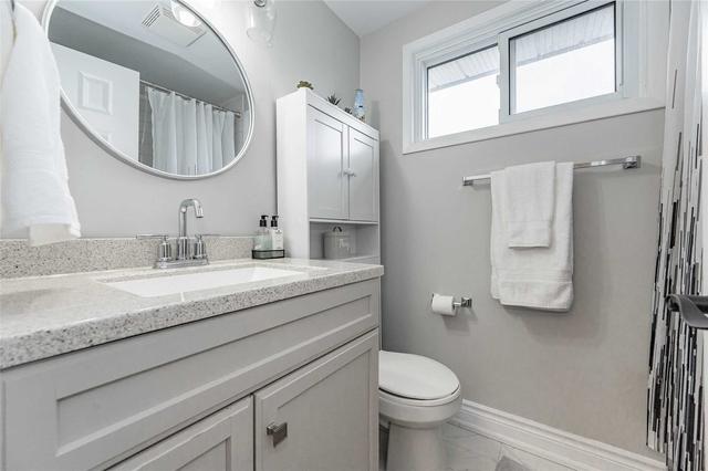 42 Upton Cres, House detached with 3 bedrooms, 2 bathrooms and 3 parking in Guelph ON | Image 19