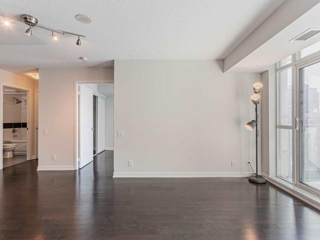 1605 - 17 Anndale Dr, Condo with 1 bedrooms, 1 bathrooms and 1 parking in Toronto ON | Image 9