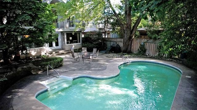 252 Yonge Blvd, House detached with 4 bedrooms, 4 bathrooms and 4 parking in Toronto ON | Image 35