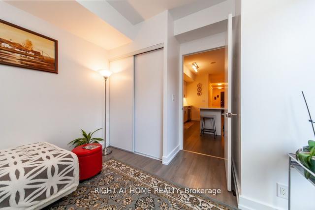 317 - 6 Parkwood Ave, Condo with 2 bedrooms, 1 bathrooms and 1 parking in Toronto ON | Image 7