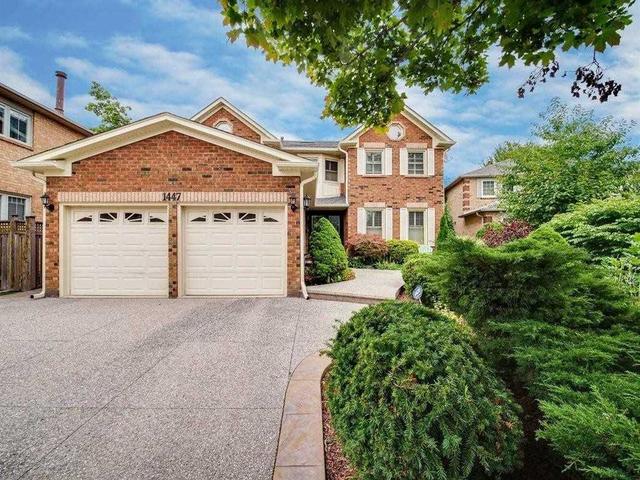 1447 Cooper Crt, House detached with 4 bedrooms, 4 bathrooms and 6 parking in Oakville ON | Card Image