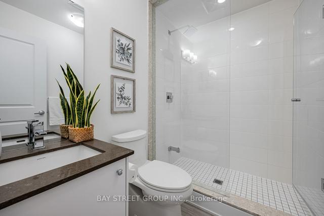 9 - 52 Holmes Ave, Townhouse with 2 bedrooms, 2 bathrooms and 1 parking in Toronto ON | Image 10