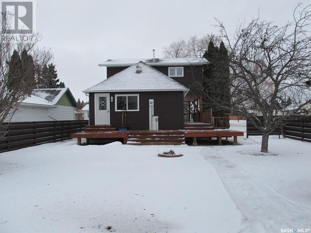 600 8th Avenue W, House detached with 3 bedrooms, 3 bathrooms and null parking in Nipawin SK | Image 47