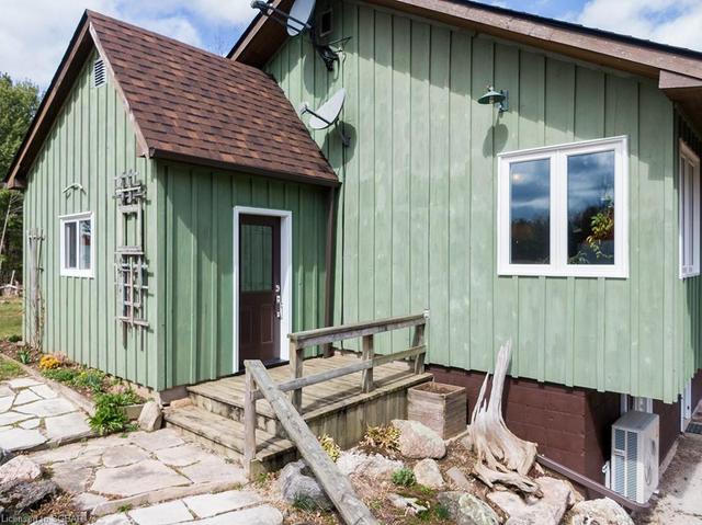 637120 Sydenham St Vincent Townline, House detached with 3 bedrooms, 2 bathrooms and null parking in Meaford ON | Image 5