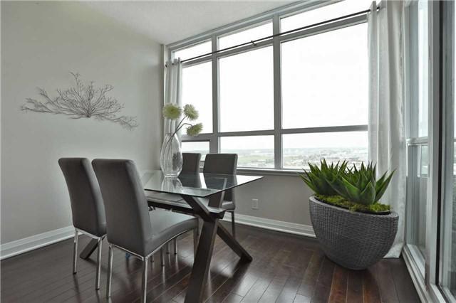 Lph1 - 1055 Southdown Rd, Condo with 1 bedrooms, 2 bathrooms and 1 parking in Mississauga ON | Image 5