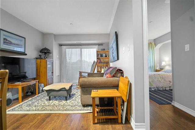 201 - 8 Harris St, Condo with 2 bedrooms, 2 bathrooms and 1 parking in Cambridge ON | Image 38