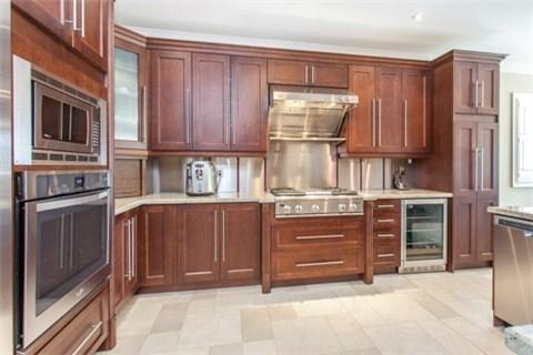 90 Julia Valentina Ave, House detached with 3 bedrooms, 3 bathrooms and 4 parking in Vaughan ON | Image 9