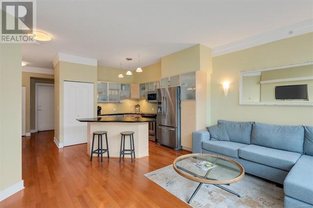 501 - 845 Yates St, Condo with 1 bedrooms, 1 bathrooms and 1 parking in Victoria BC | Image 7