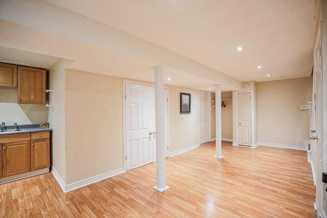 89 Cabernet Circ, House detached with 3 bedrooms, 2 bathrooms and 3 parking in Toronto ON | Image 21