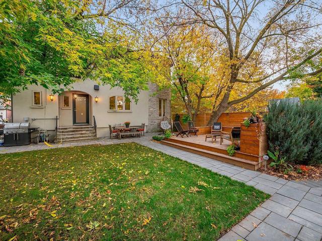 210 Poyntz Ave, House detached with 3 bedrooms, 4 bathrooms and 4 parking in Toronto ON | Image 30