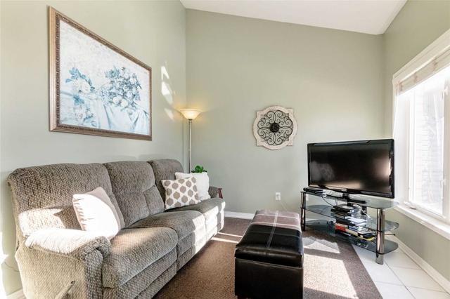 7 Thomas Bales Dr, House detached with 2 bedrooms, 3 bathrooms and 3 parking in Markham ON | Image 8