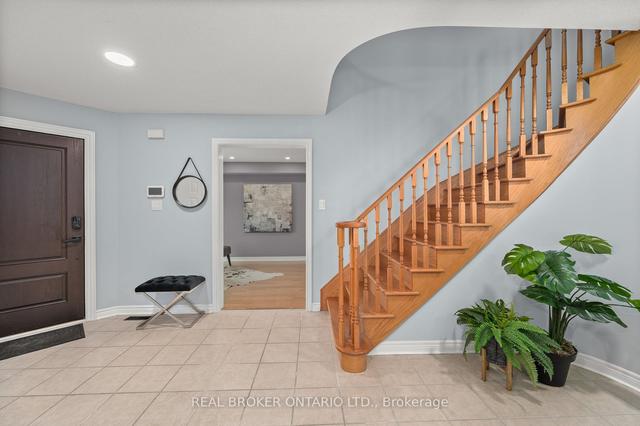 5 Meyer Ave, House detached with 3 bedrooms, 4 bathrooms and 4 parking in Barrie ON | Image 12