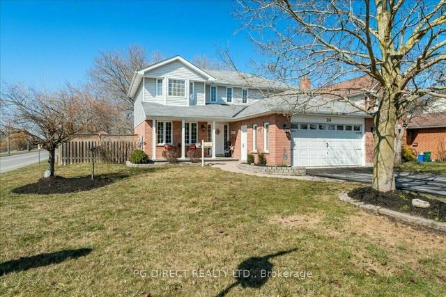 24 Briarwood Cres, House detached with 3 bedrooms, 3 bathrooms and 8 parking in Belleville ON | Image 1