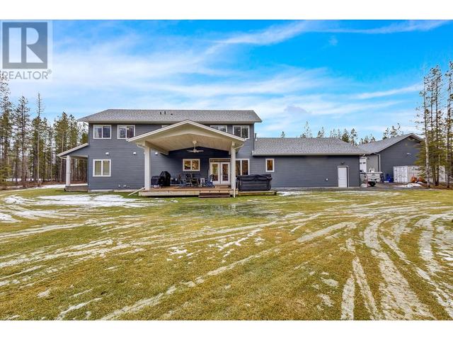 3820 Reeves Drive, House detached with 6 bedrooms, 4 bathrooms and null parking in Fraser Fort George D BC | Image 34