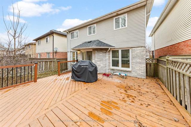 2122 Theoden Crt, House detached with 4 bedrooms, 4 bathrooms and 4 parking in Pickering ON | Image 35