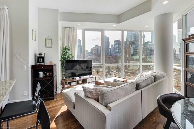 s723 - 112 George St, Condo with 2 bedrooms, 2 bathrooms and 1 parking in Toronto ON | Image 23