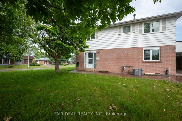 82 Davenport Cres, House semidetached with 4 bedrooms, 3 bathrooms and 6 parking in Brampton ON | Image 19