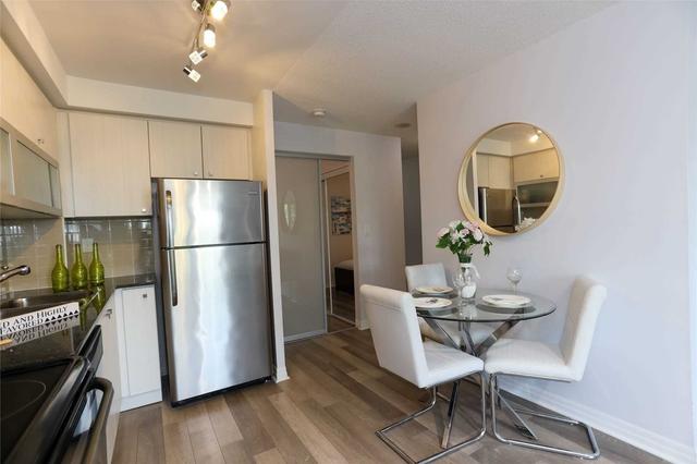 307 - 2015 Sheppard Ave E, Condo with 2 bedrooms, 2 bathrooms and 1 parking in Toronto ON | Image 5