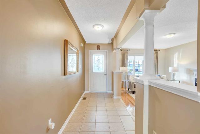 26 Wakem Crt, House detached with 3 bedrooms, 2 bathrooms and 6 parking in Whitby ON | Image 30