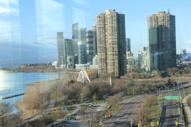 1408 - 1910 Lake Shore Blvd W, Condo with 2 bedrooms, 2 bathrooms and 1 parking in Toronto ON | Image 17