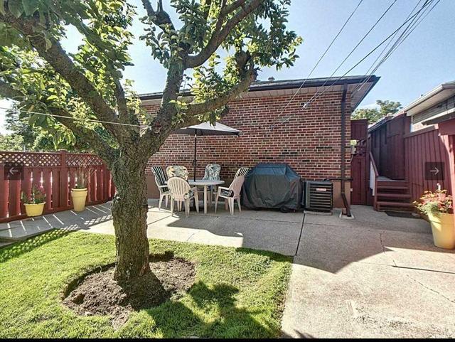 2 Judhaven Rd, House detached with 3 bedrooms, 2 bathrooms and 2 parking in Toronto ON | Image 17