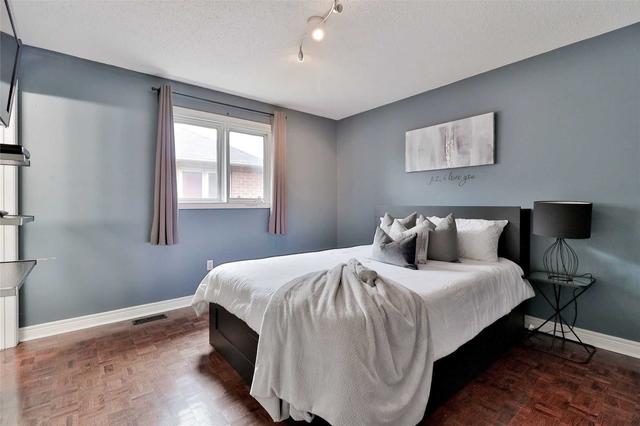 7559 Kipling Ave, House detached with 5 bedrooms, 4 bathrooms and 8 parking in Vaughan ON | Image 19