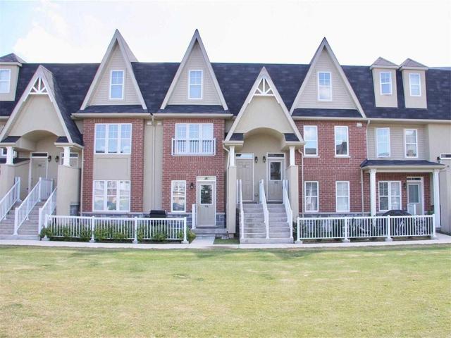 112 - 1380 Costigan Rd, Townhouse with 2 bedrooms, 3 bathrooms and 1 parking in Milton ON | Image 1