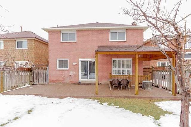 31 Blackmere Circ, House detached with 4 bedrooms, 4 bathrooms and 6 parking in Brampton ON | Image 35