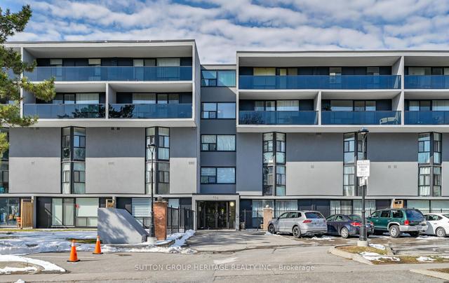 404 - 454 Centre St S, Condo with 2 bedrooms, 1 bathrooms and 1 parking in Oshawa ON | Image 12